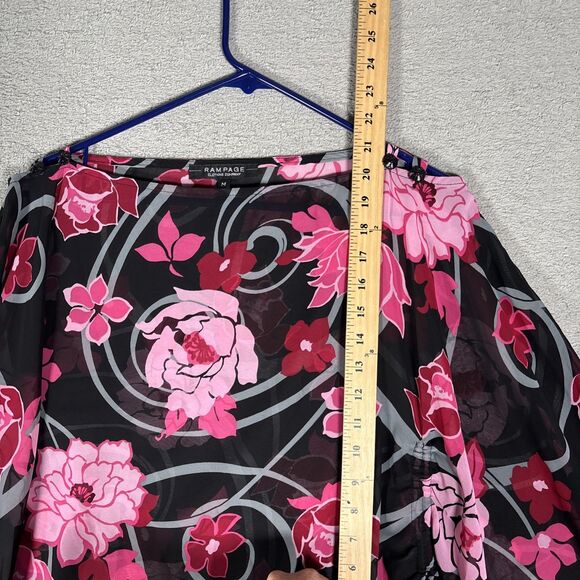 Rampage Blouse Women’s Size M Sheer Pink Red Rose AOP Tie Flutter Sleeve Kaftan - Picture 10 of 15